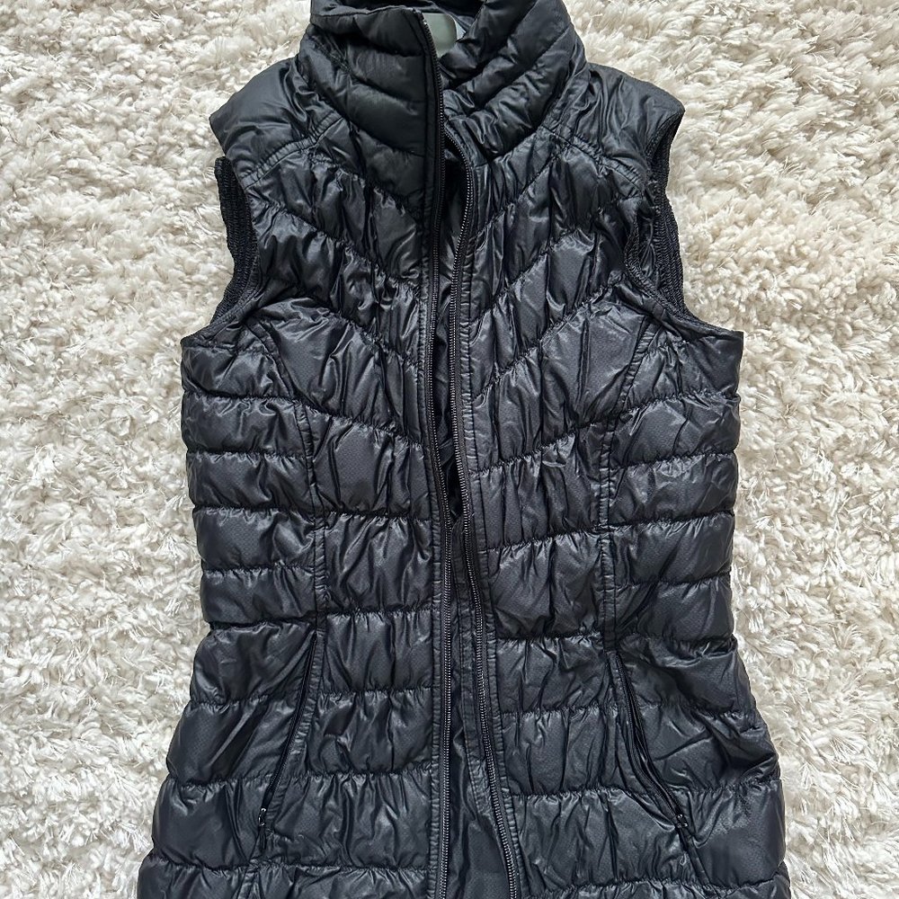 Athleta Puffy Black Vest